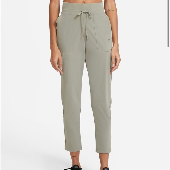 Nike Bliss Training Pants - Picture 3 of 3